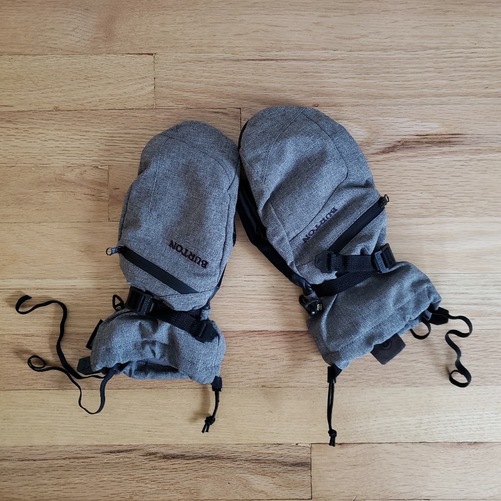 Burton Size M Gore-tex Ski Gloves